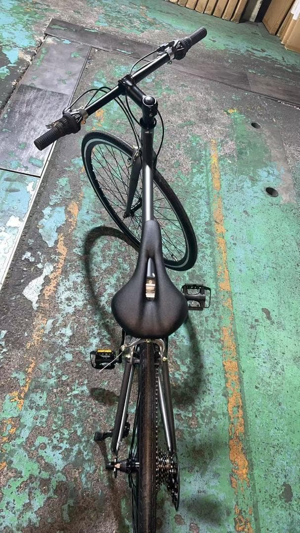 中古 XLEAT XC-009 クロスバイク 21段変速　グレ－