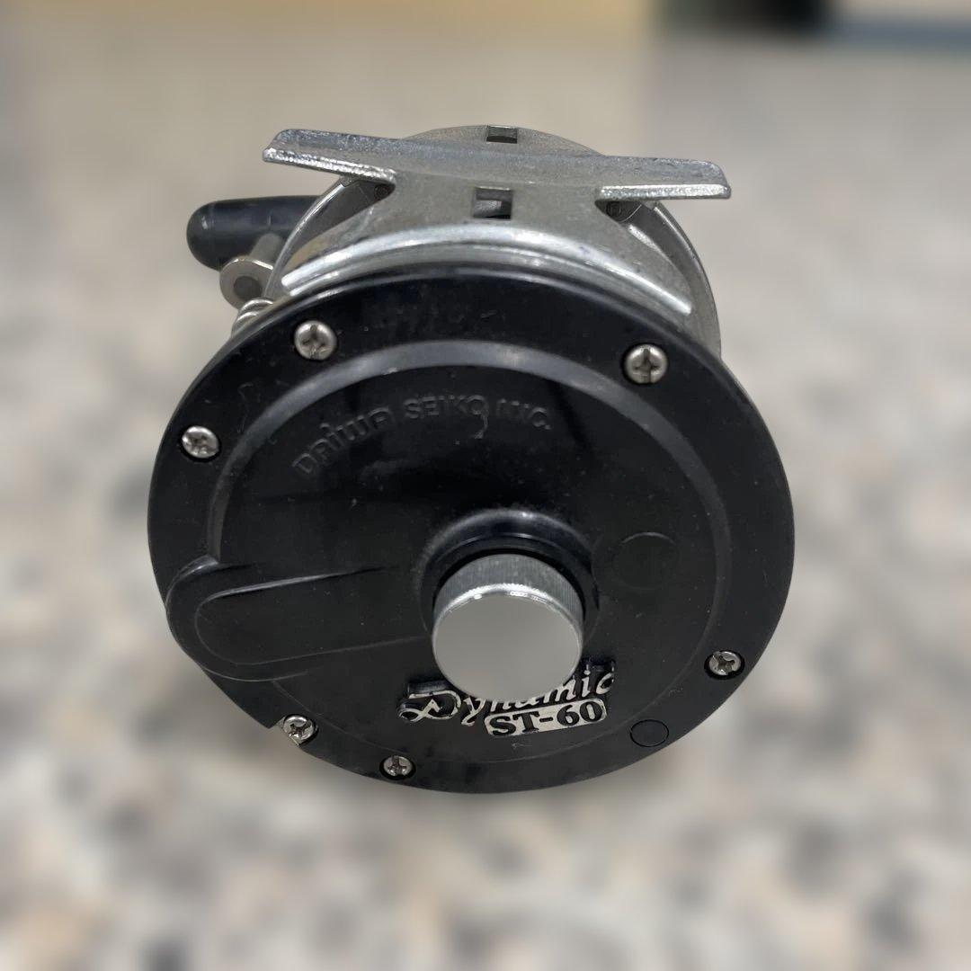 d*9様 ★DAIWA ダイワ Dynamic ST-60 フィッシングリール