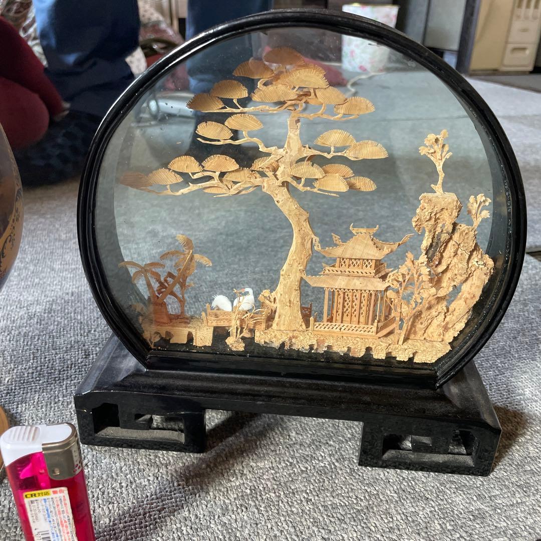 中国美術品 コルク細工 中国工芸品 コルク彫刻 ガラスケース・ブランデーグラス