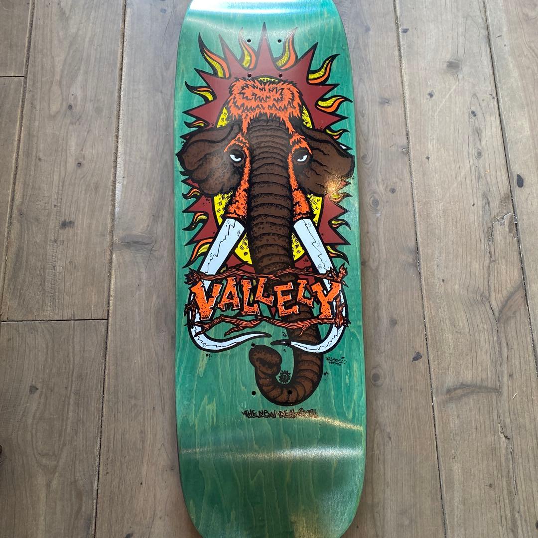 VALLEY スケートボードデッキ 象デザイン