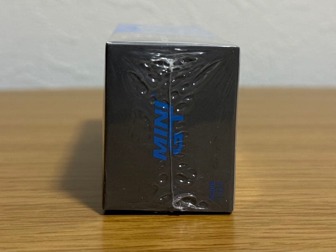 新品未開封  アルピナ B7 xDrive 1/64 MINI GT 2台