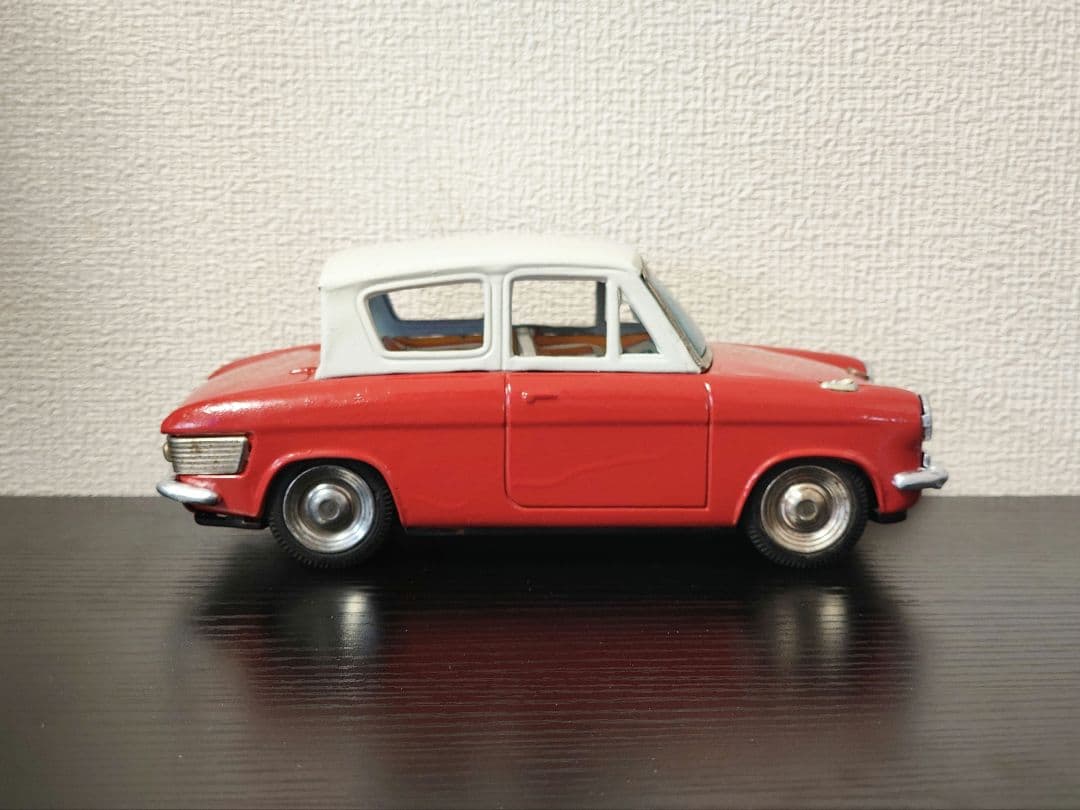 イチコー　マツダ　キャロル　赤/白色　ブリキ