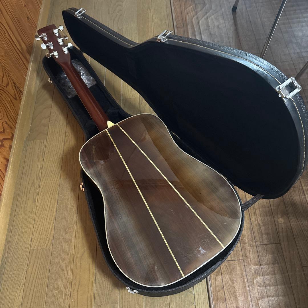 Morris Special W-35 ハードケース　ストラップ　ゴム式カポ付き