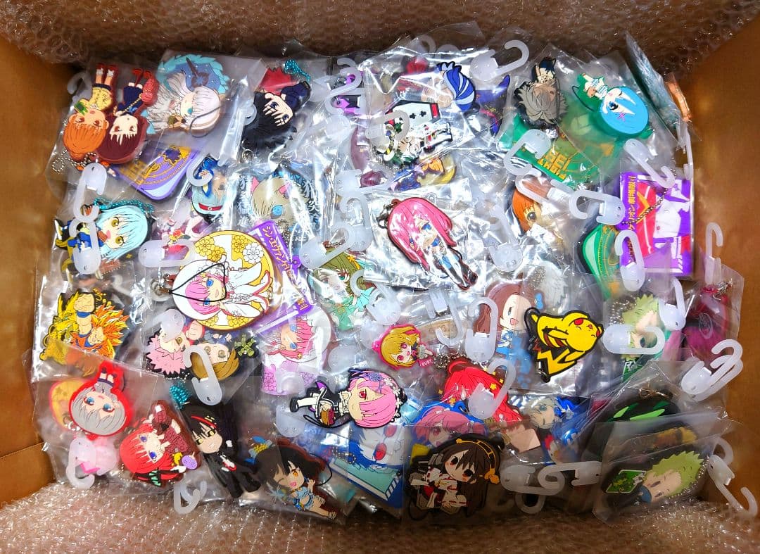 【大量まとめ売り】ノンジャンル　キャラクターグッズ　アニメグッズ　アクスタなど。