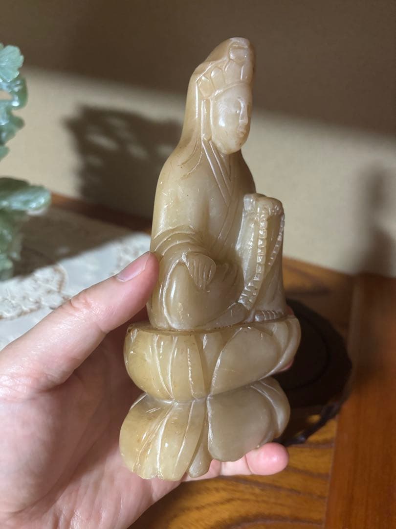 中国古美術品　黄砡　観音菩薩像 玉　約18cm