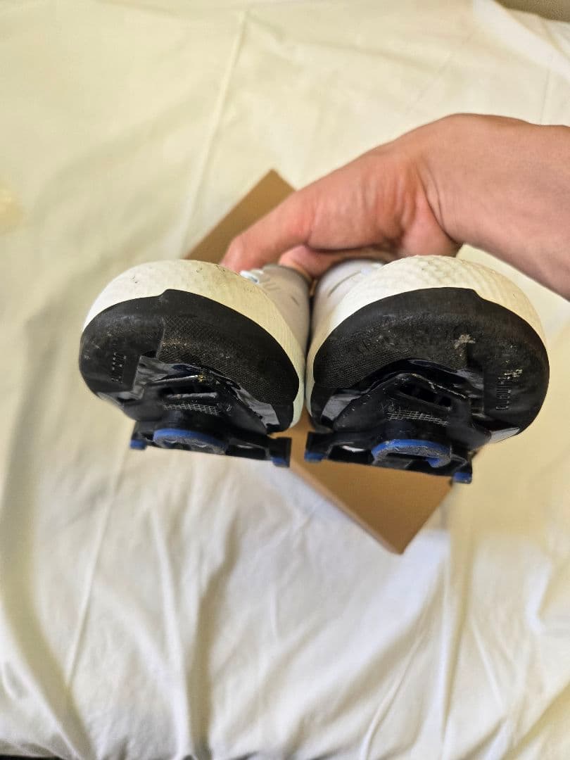 シマノ　ビンディングシューズ　SH-RC702