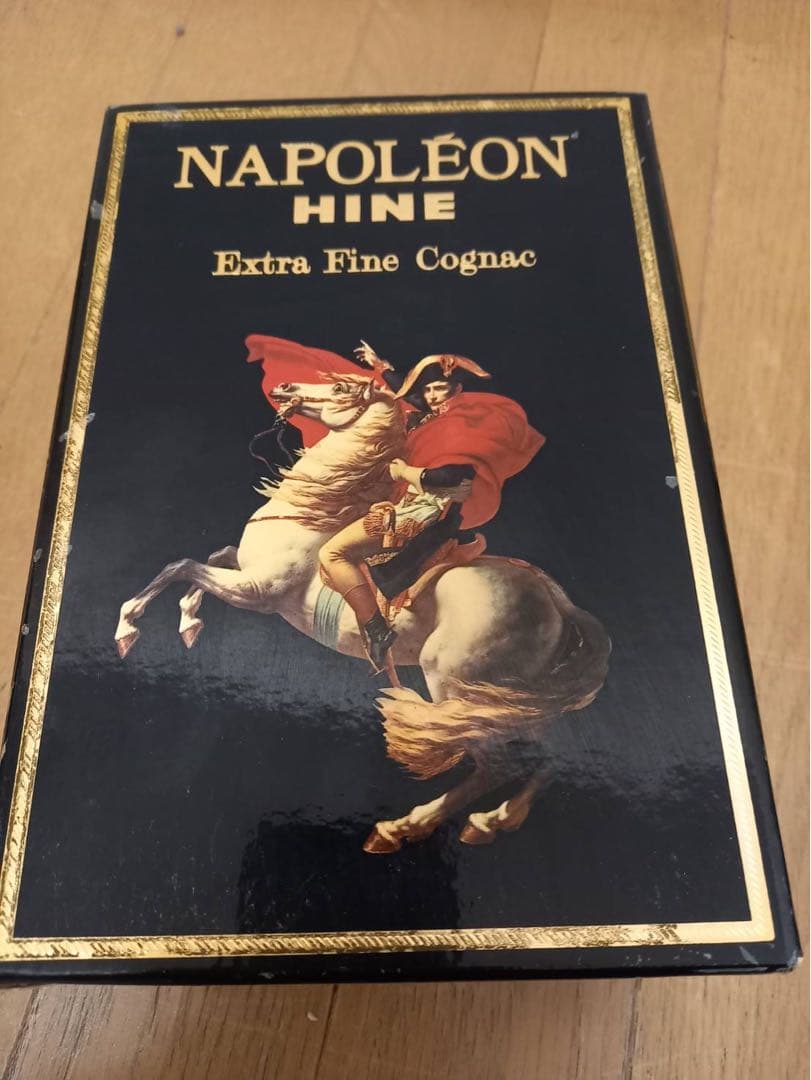 HINE ナポレオン エクストラファインコニャック 750ml