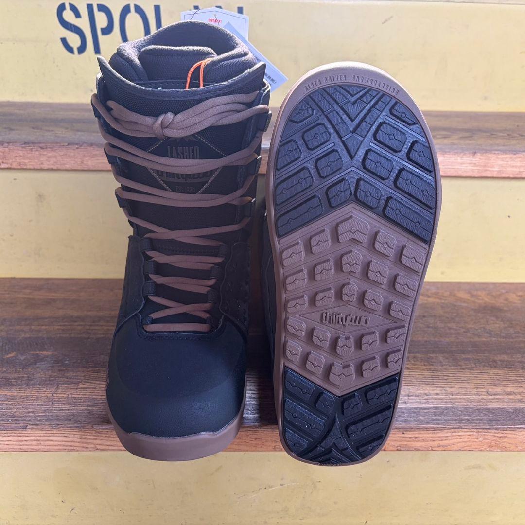 THIRTYTWO 2026 【LASHED】BLACK/GUM 26.5cm