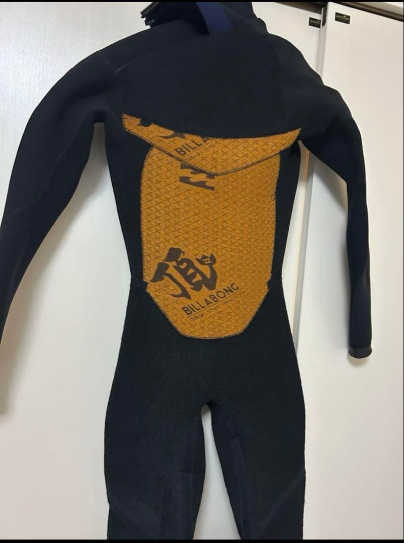 BILLABONG 頂　Lサイズ　5m3m セミドライ　チェストジップ