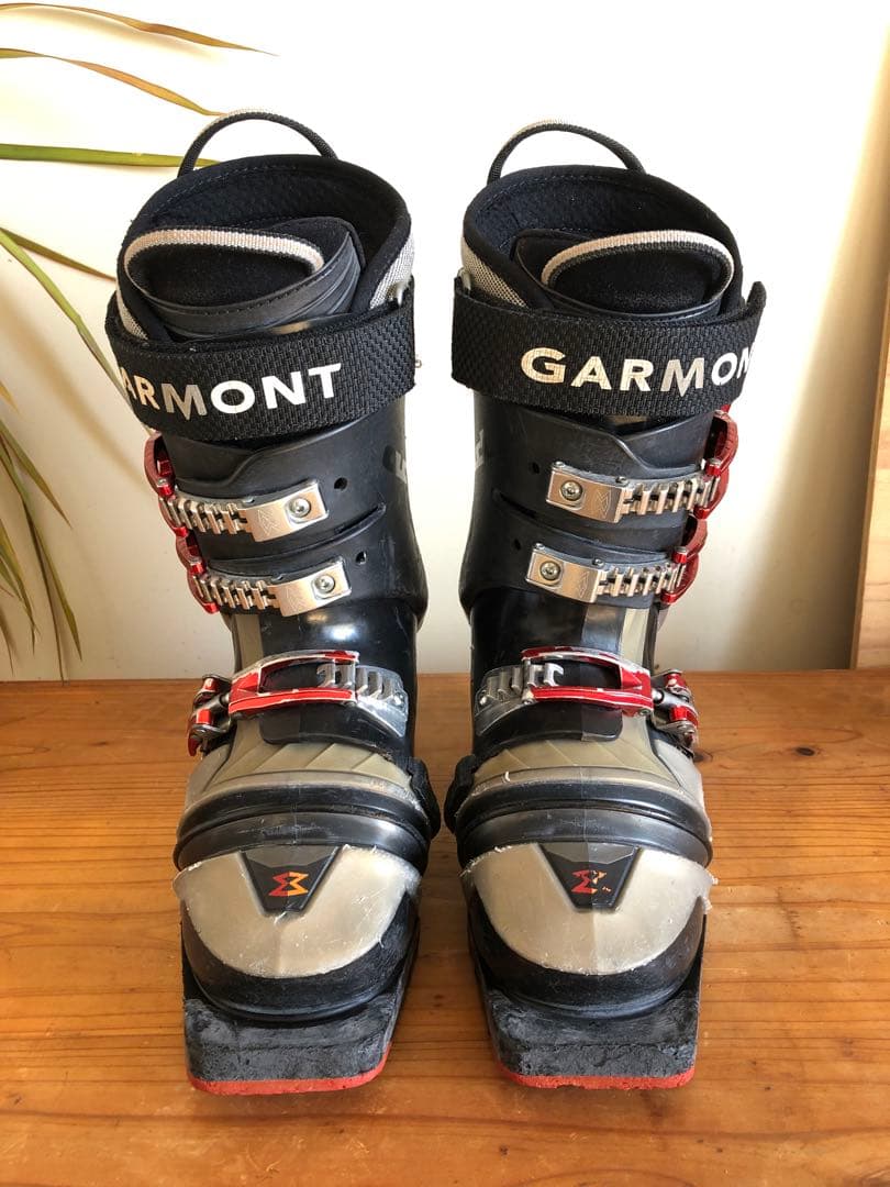 ガルモント　ブードゥー　テレマークブーツ　25.5センチ　75mm規格