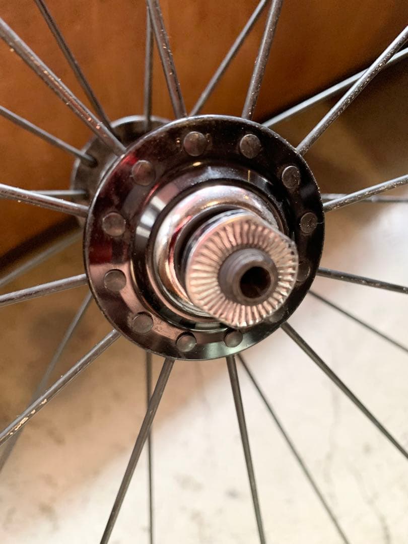 ◆COLNAGO コルナゴ700cホイール＆シュワルベのタイヤ付◆ピナレロ