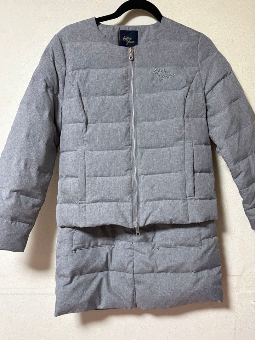 キスオンザグリーン　ダウン上下