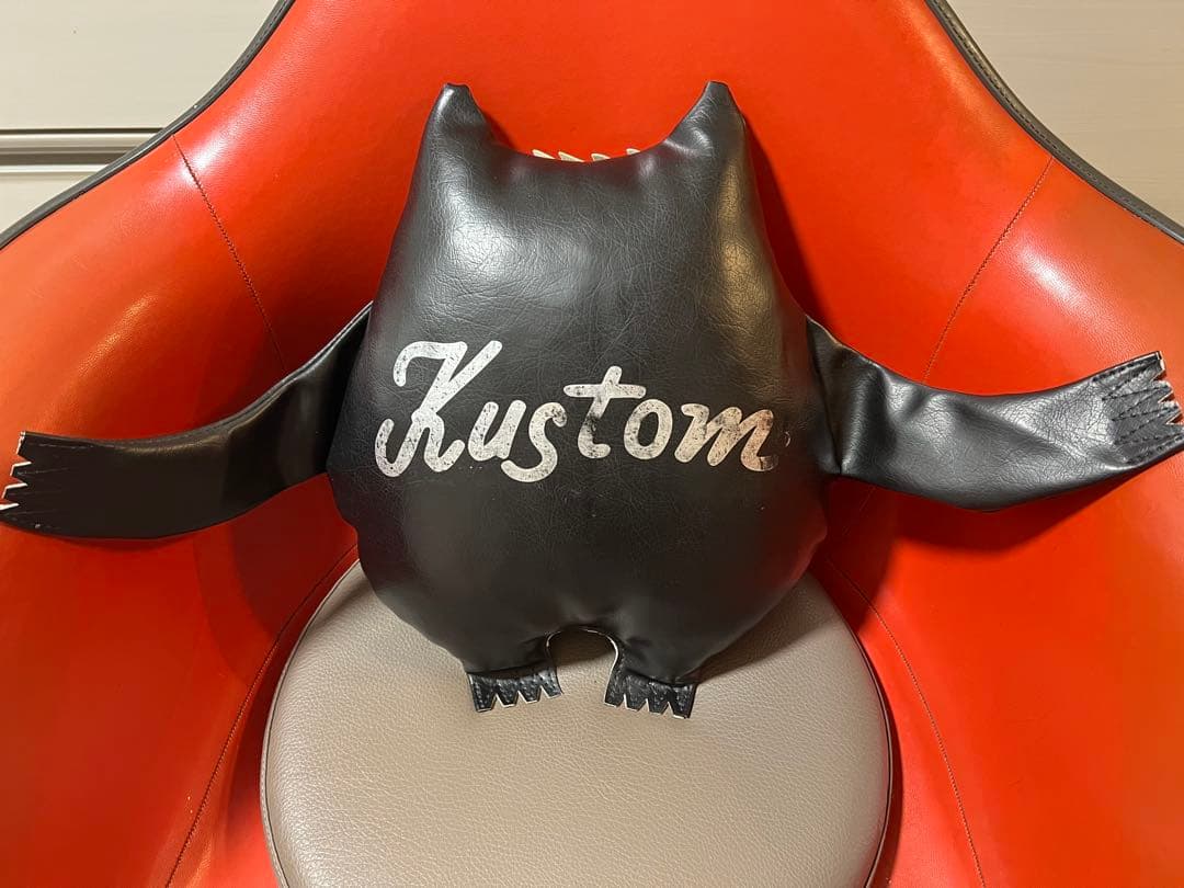 【60’s】Kustom Kat スパークリングナウガモンスター Nauga