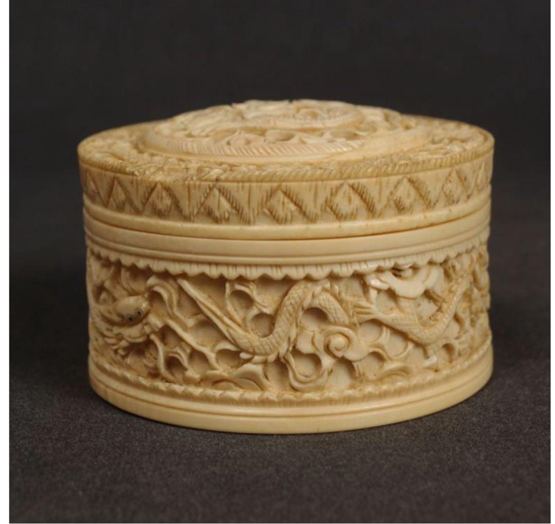 ナリトラ商品2点送料無料　清～民国　雲龍文彫刻蓋物　中国古玩