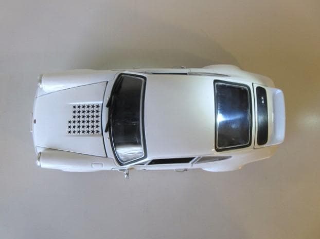 特価 京商 1/18 ポルシェ 911Carrera RS2.7 サーキットの狼