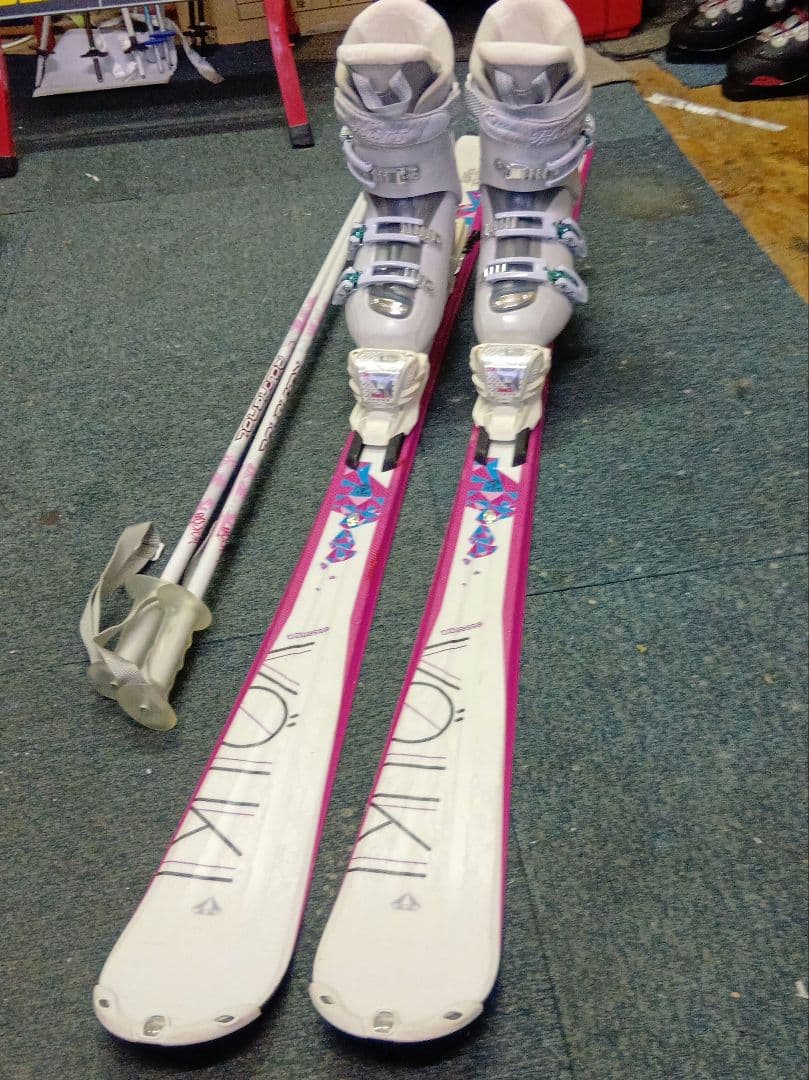 メンテナス済 ホットWAX仕上げ Völkl 153cm靴25cmポール付