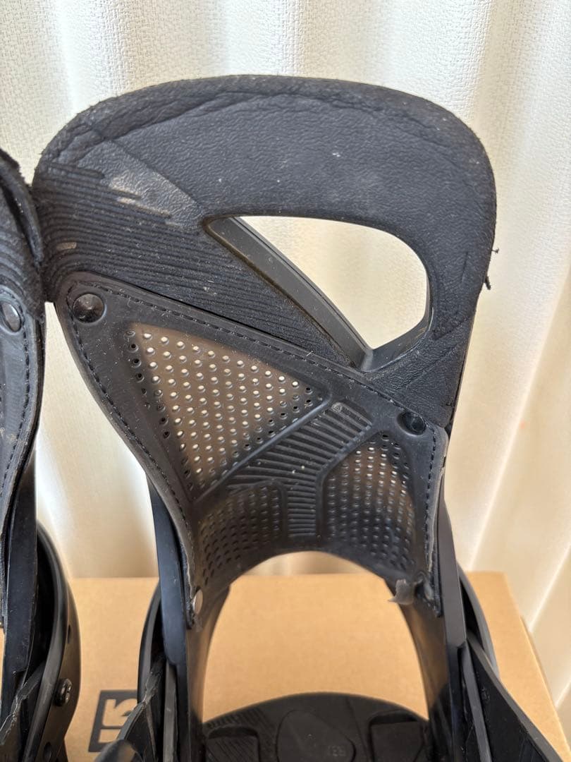 お値下①スノーボードセット　ヨネックス【スリーク142cm】バートン【レクサＭ】