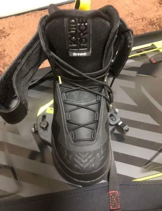 ウェイクボード 板 ビンディング セット リキッドフォース139】