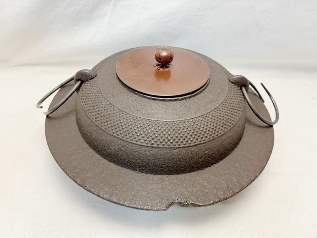 ほぼ未使用 茶道具 金谷浄雲造 透木釜 带霰 釜印 釜鐶 透木板付 元箱