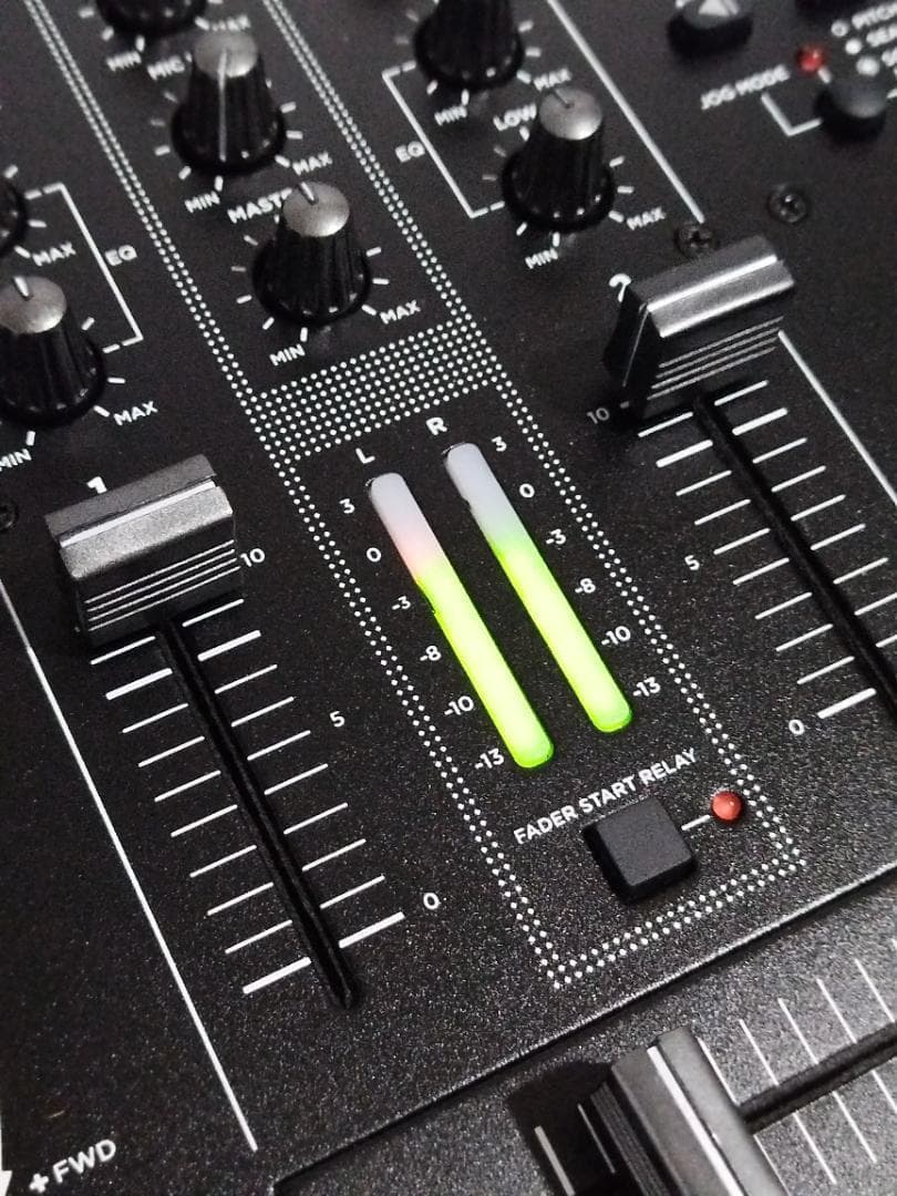 (X70) Gemini CDM-4000 MP3/CD DJワークステーション