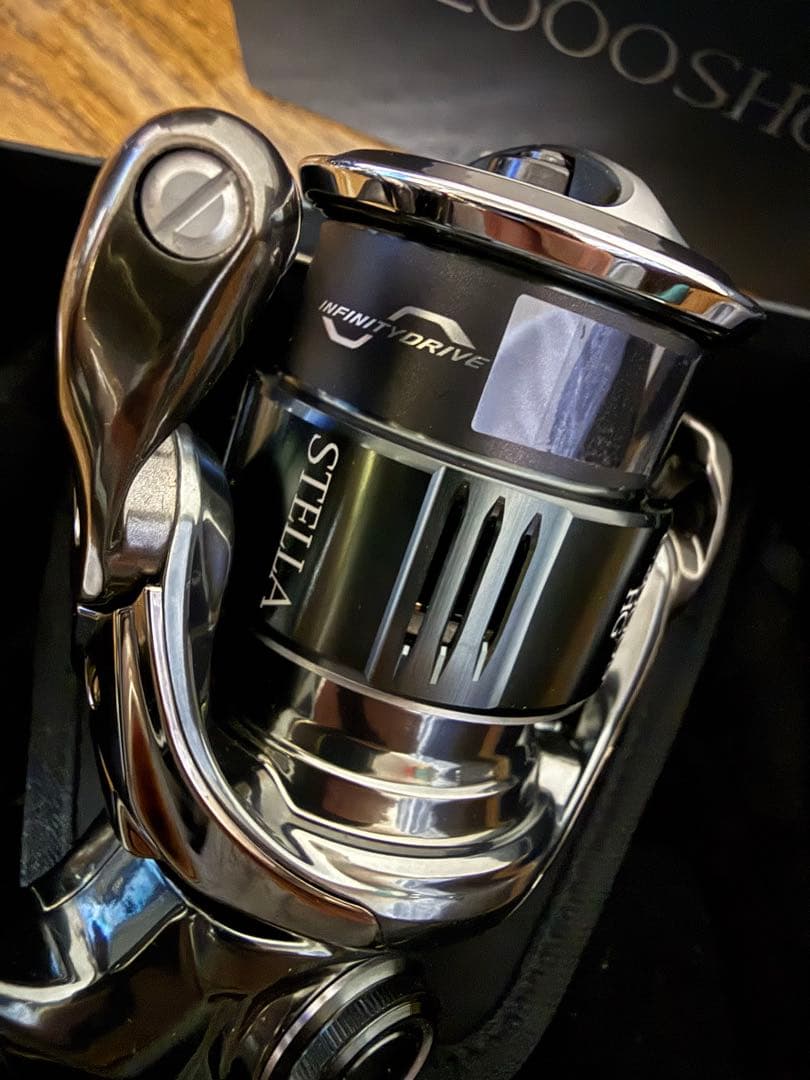 22 ステラ 2500SHG リール 2500 2000 SHIMANO シマノ