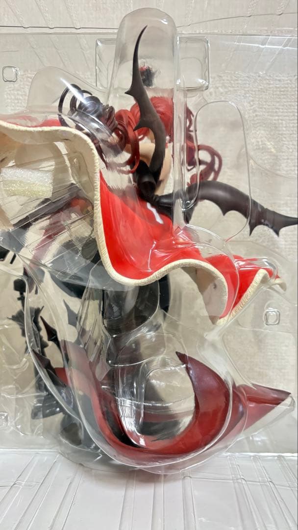 Myethos ミートス　ハートの女王　フィギュア