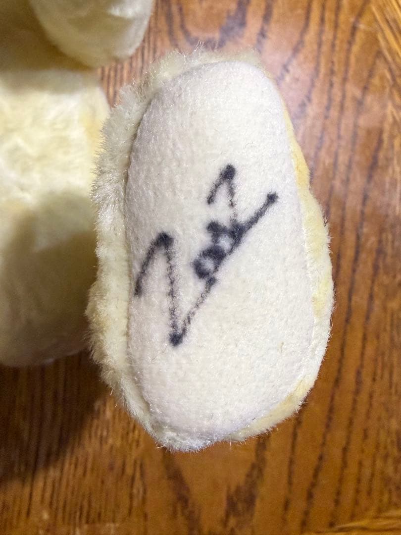 茶色とクリーム色テディベアセット(鈴木雅之サイン入り)