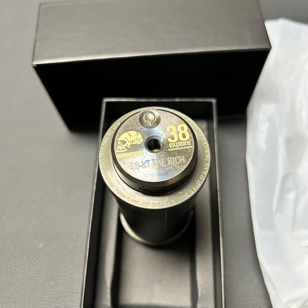 DAMNGOOD 38-KT THE KURO RICH 38灯