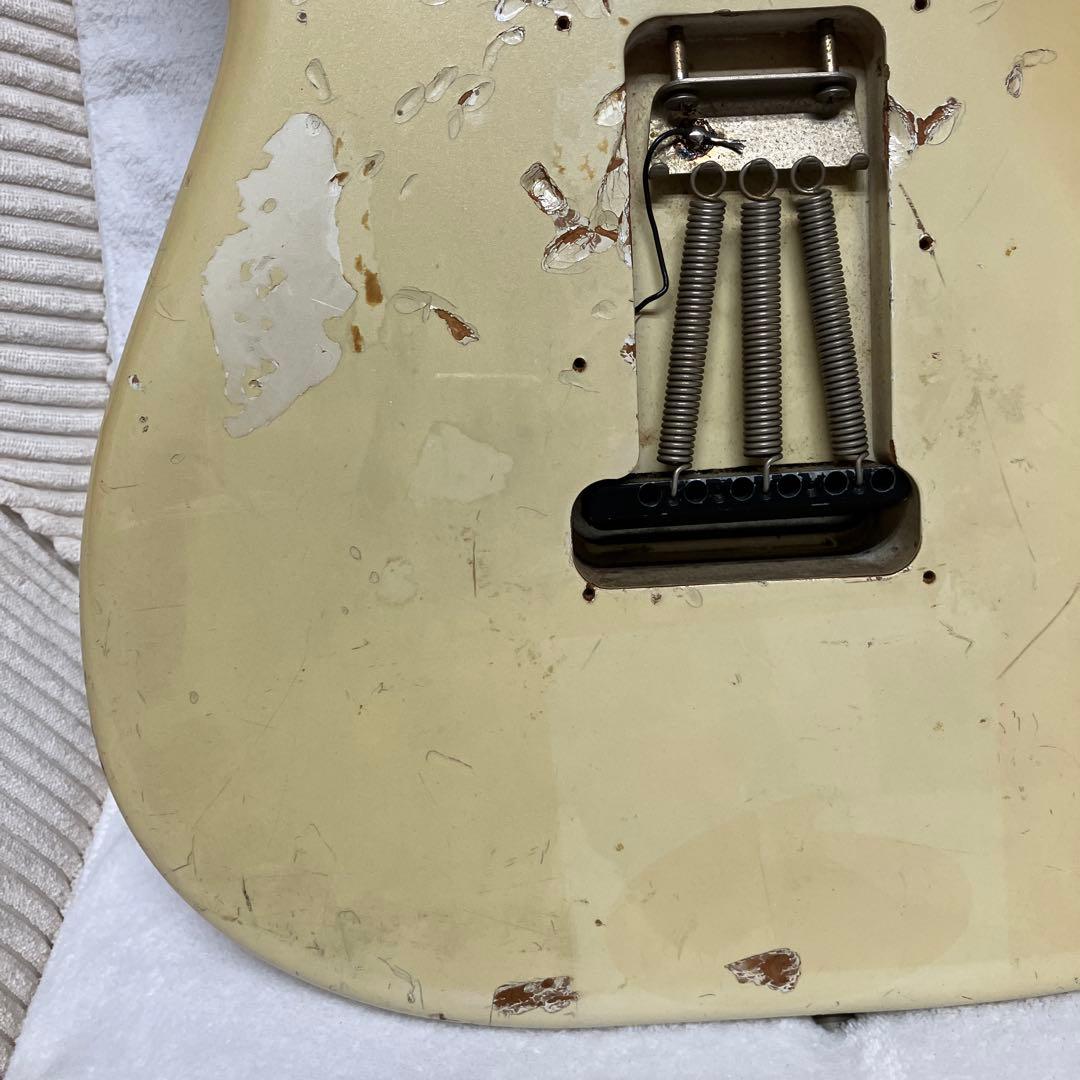 【エレキギター ストラトタイプ】