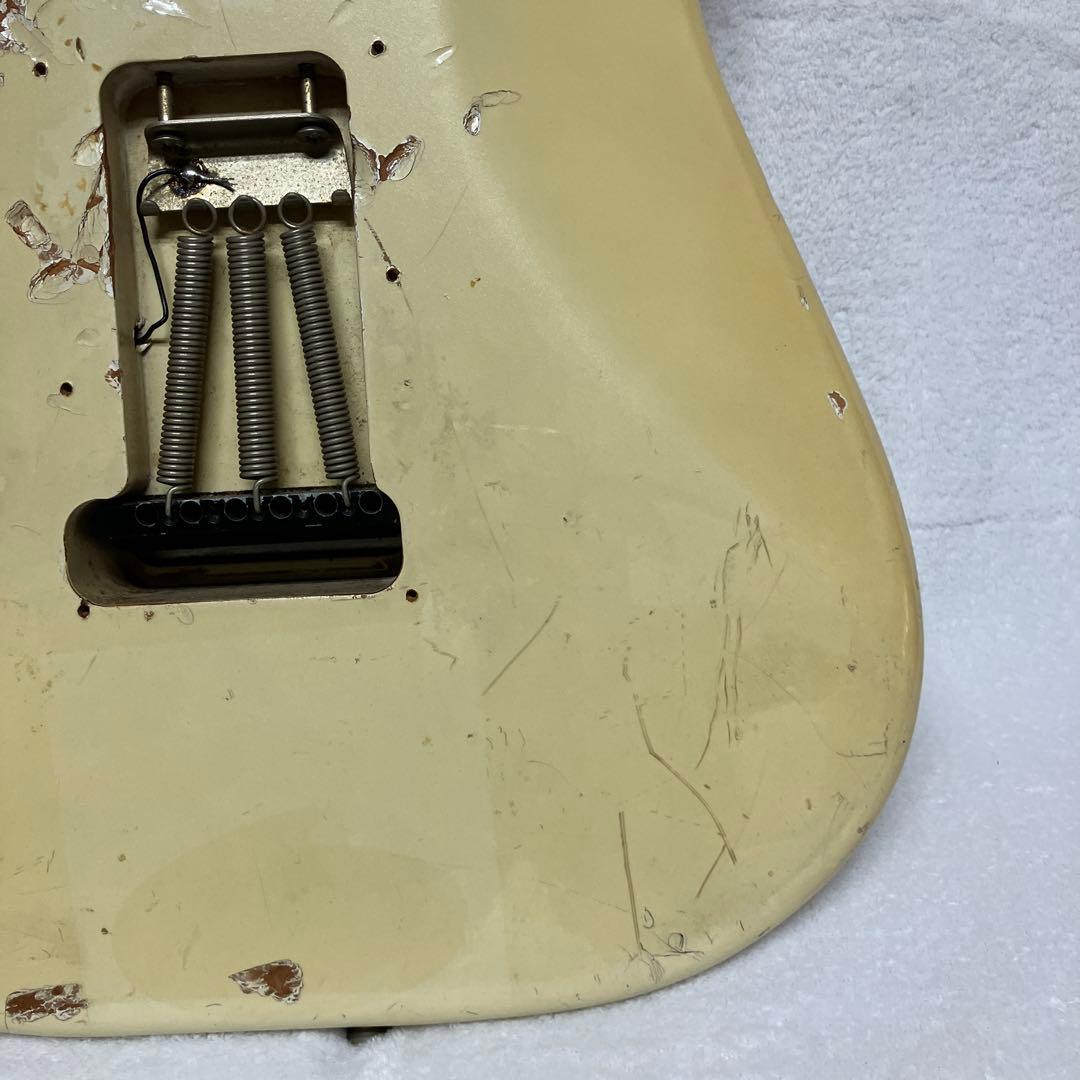 【エレキギター ストラトタイプ】