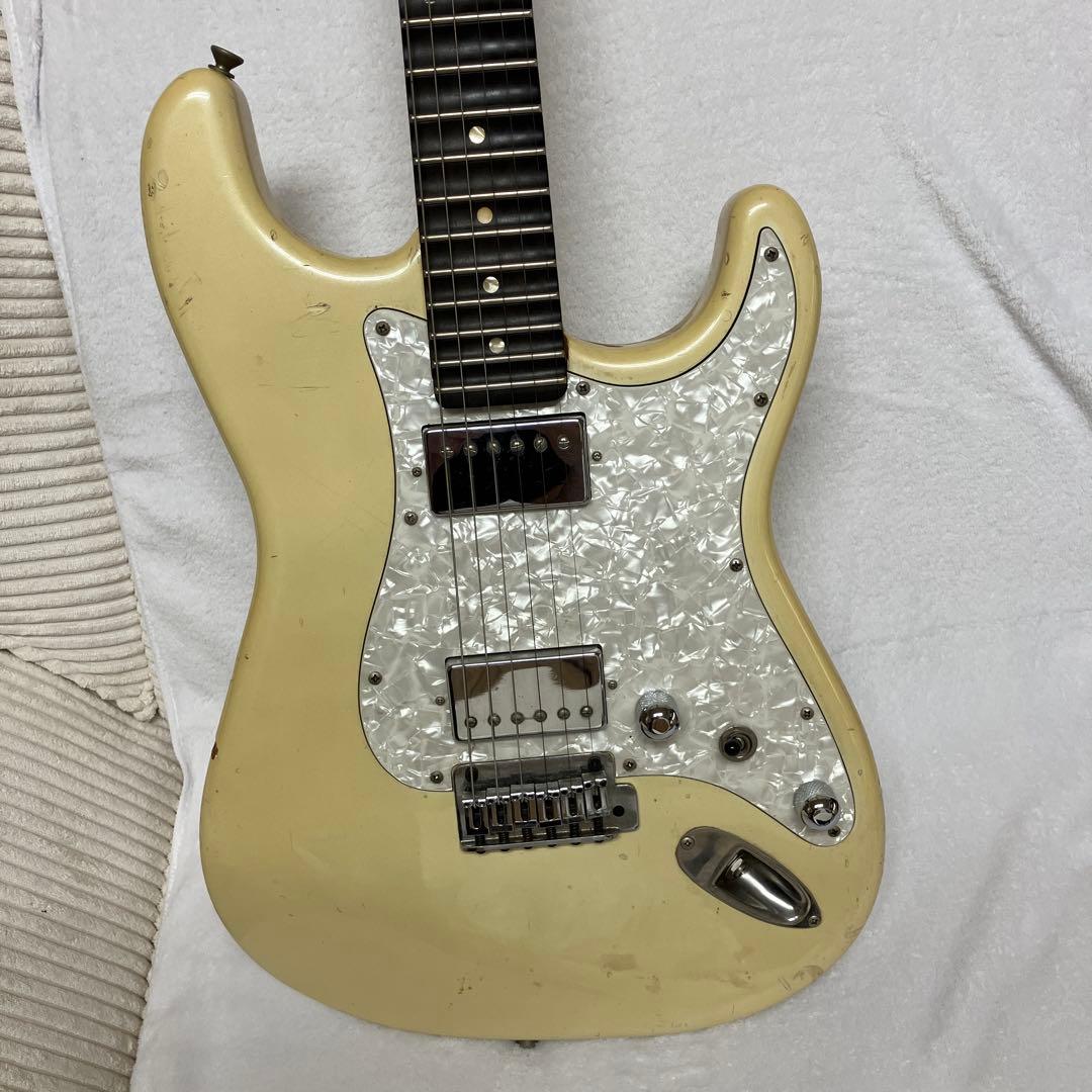 【エレキギター ストラトタイプ】