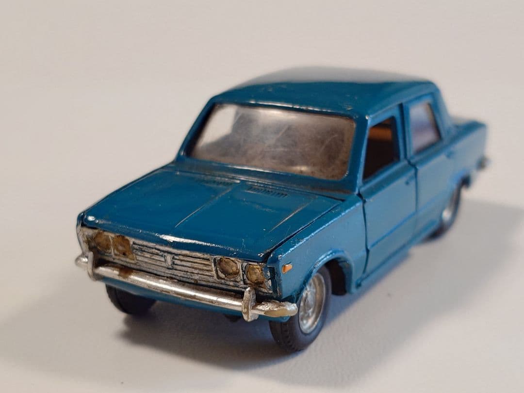 ミニカー MERCURY FIAT - 125 BERLINE