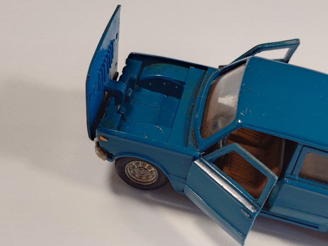 ミニカー MERCURY FIAT - 125 BERLINE