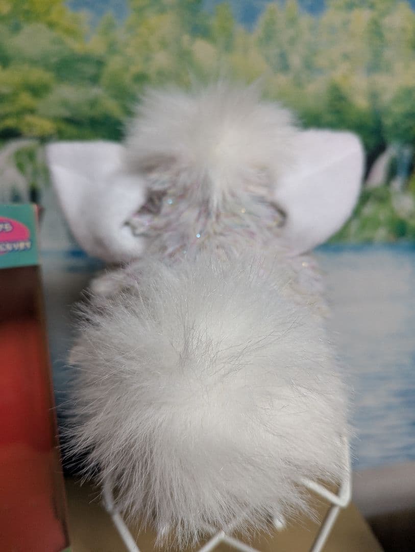 ファービーシャンパンラメ日本語