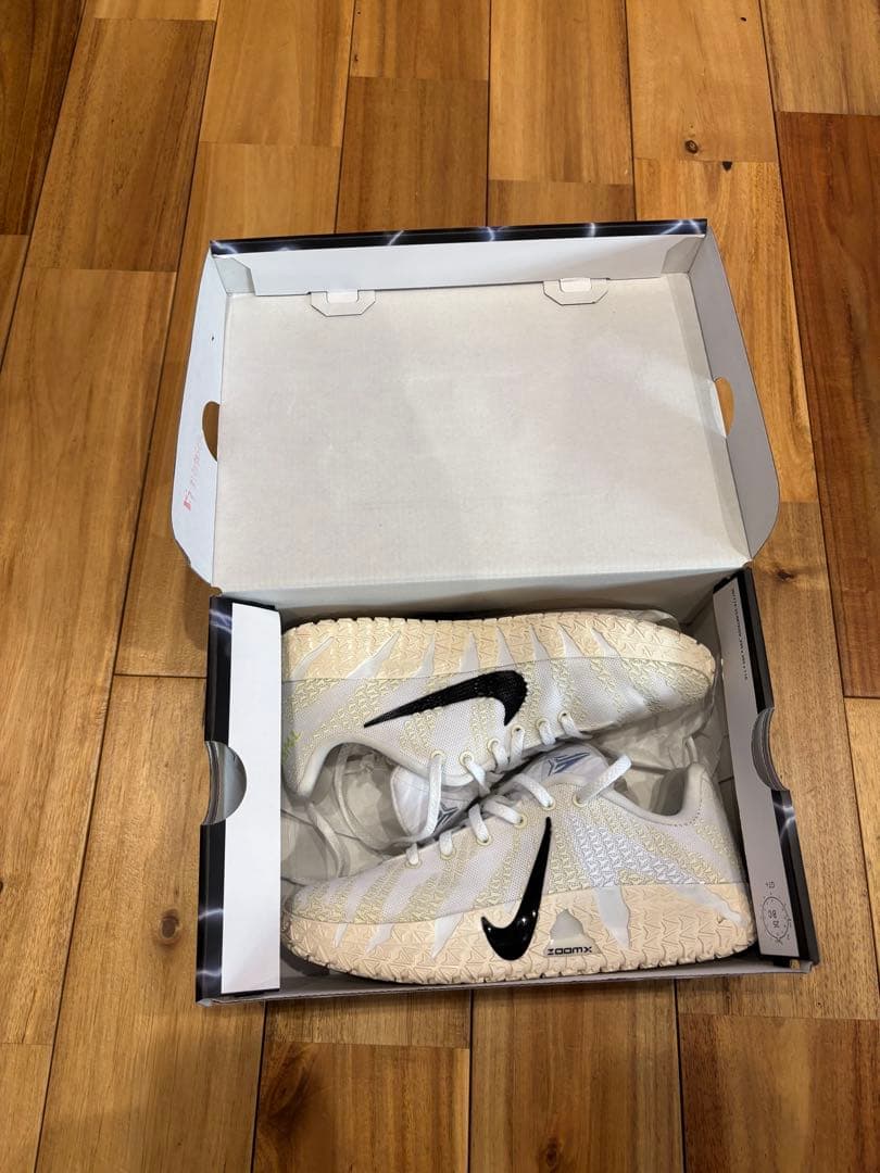 ナイキ ジャ 3 “ホワイト/ココナッツミルク”