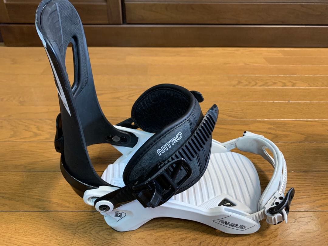 ビンディングNITRO RAMBLER M size 2022-23