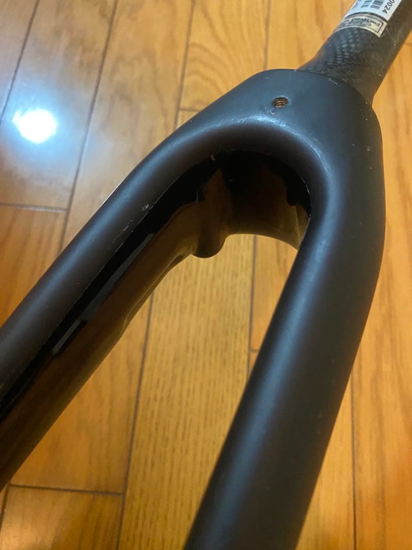 ロードバイク カーボンフォーク