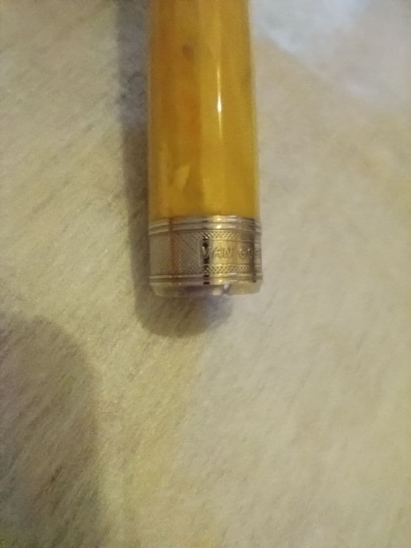 VISCONTI　ヴァンゴッホ　ひまわり　万年筆