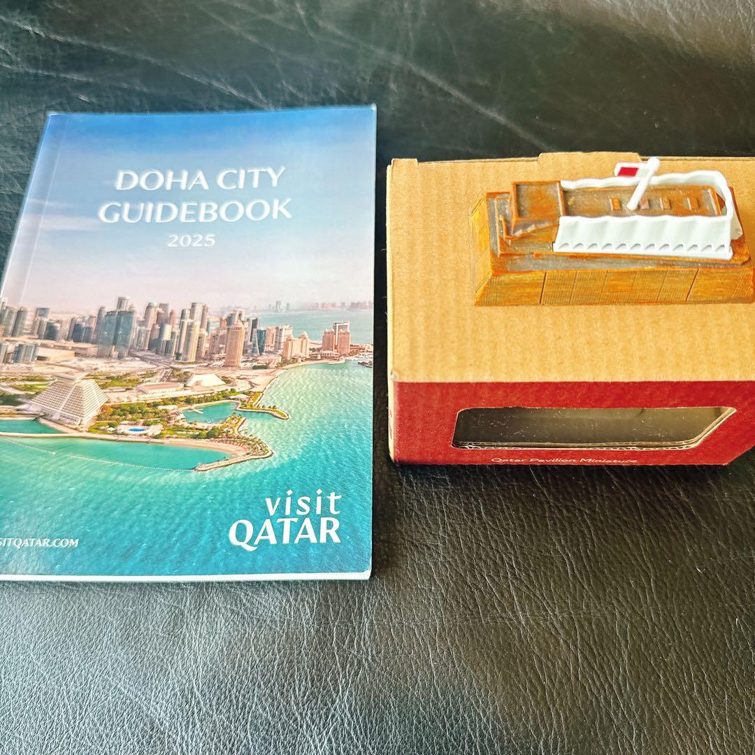 【豪華ガイドマップ付き】カタール館　木製のパビリオン模型　新品未使用