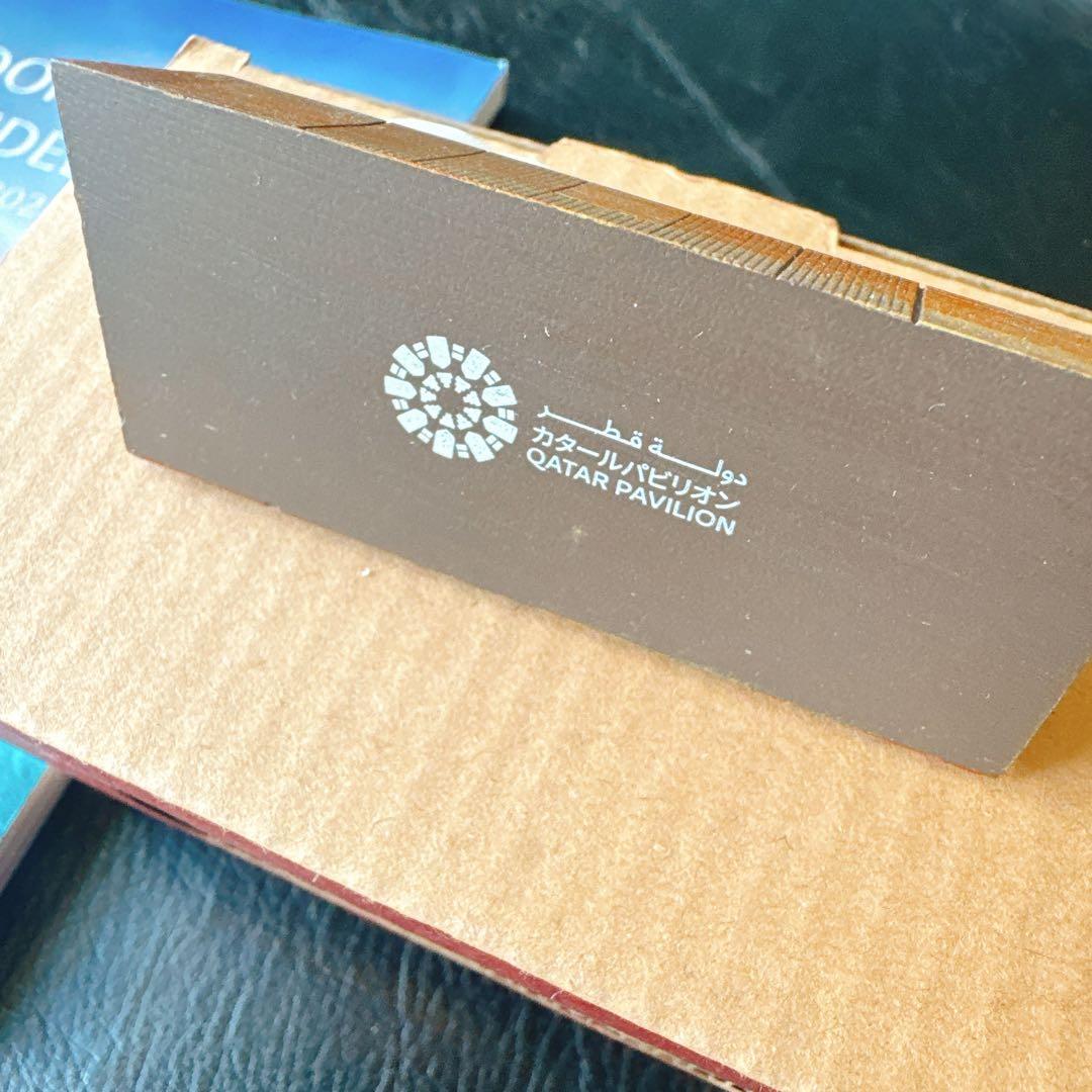 【豪華ガイドマップ付き】カタール館　木製のパビリオン模型　新品未使用