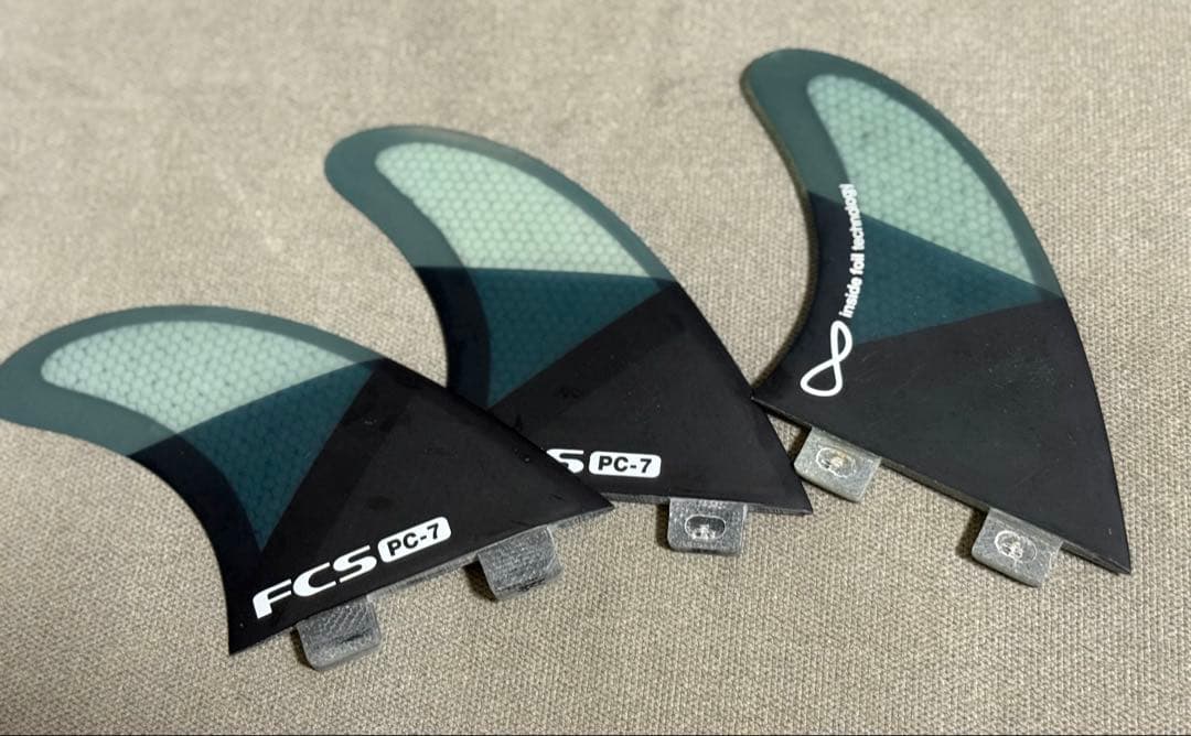 美品★ 7.4ft ミッドレングス　ハードケース　フィン付き【引き取り限定】