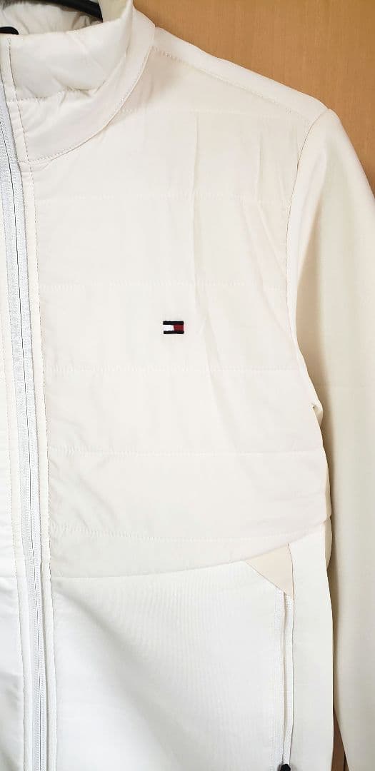  ゴルフ　ダウンジャケット