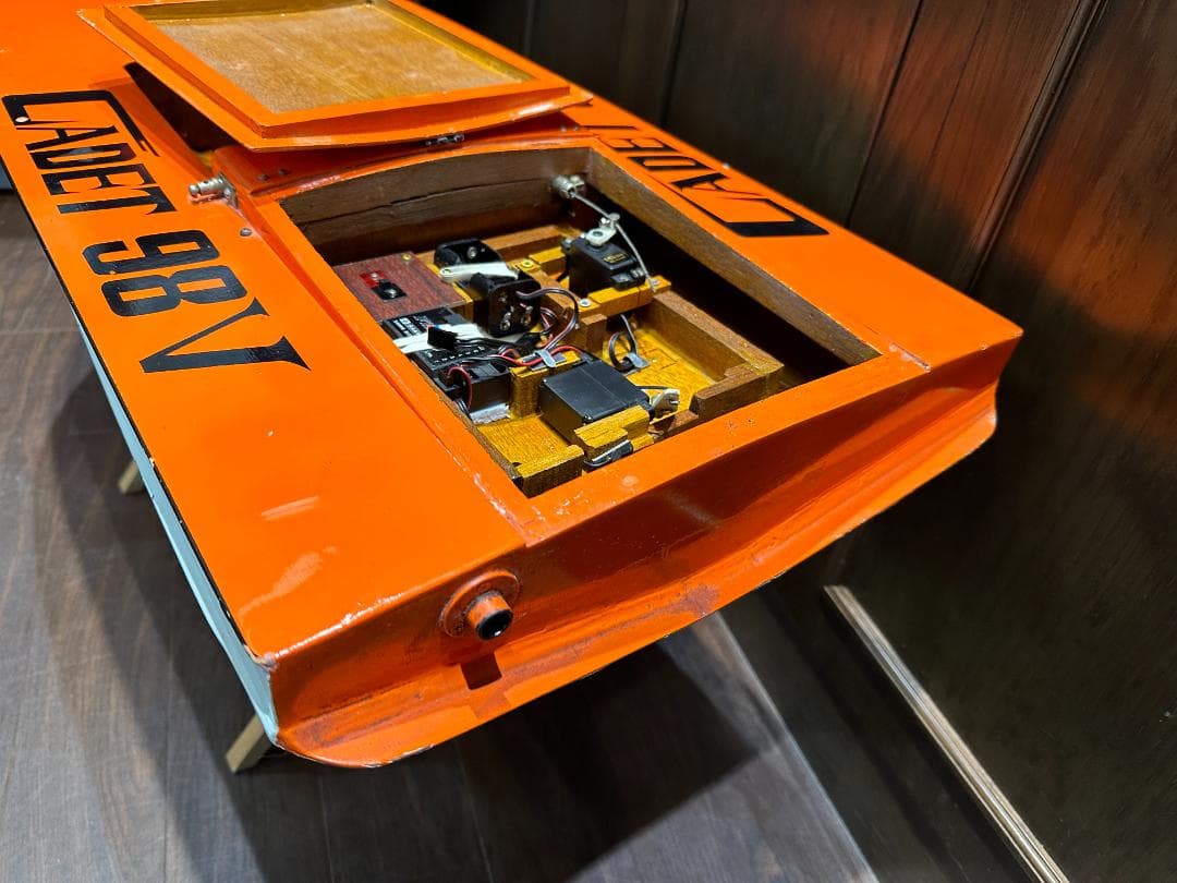 ★CADET 98V ビンテージ ラジコンボート オレンジ ジャンク オブジェ