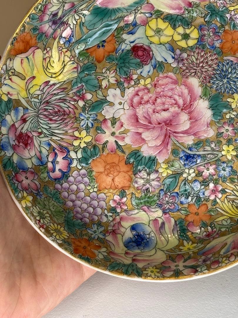 希少品 中国大清乾隆年製 百花不落地小皿 金彩満彩絵 盘口金彩 有銘 共箱共布