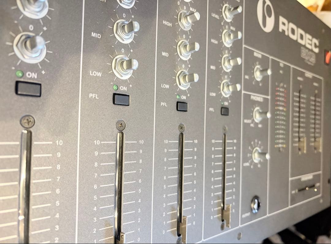 RODEC BX-9 希少DJミキサー　ベルギー製　美品　極太サウンド