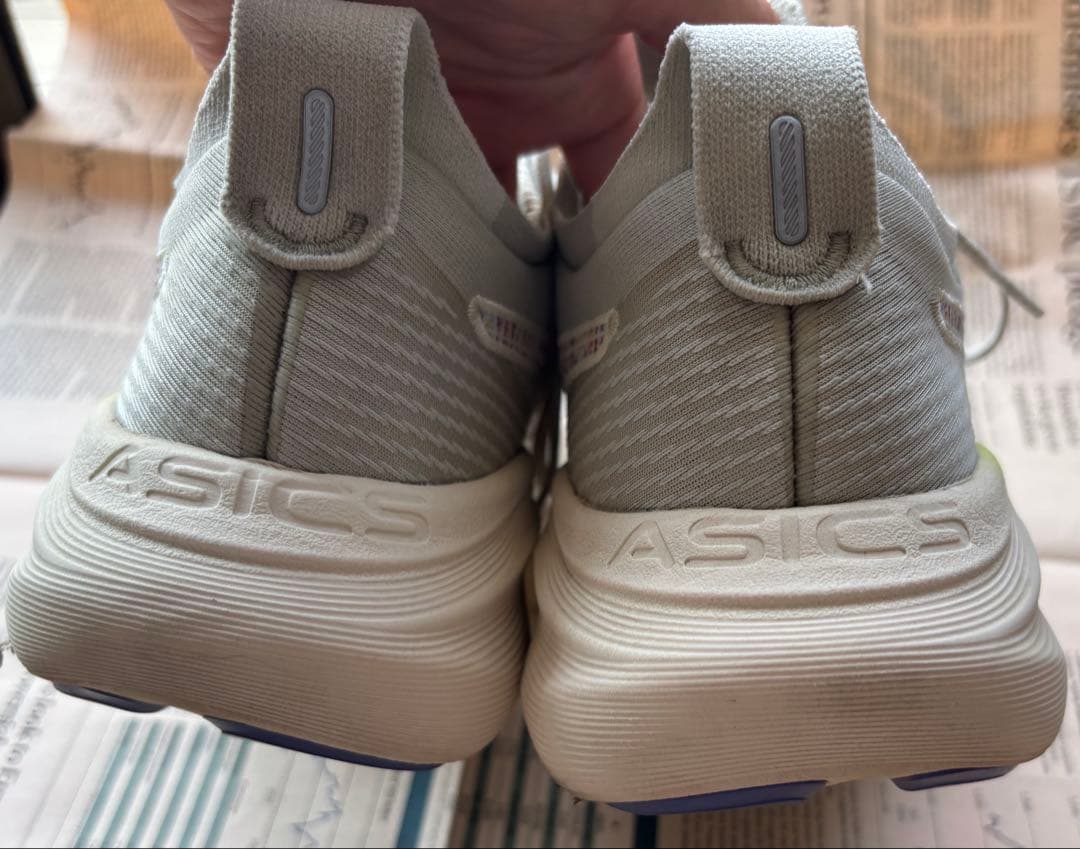 ⑩ asics　アシックス　GEL-NIMBUS 27　ランニングシューズ