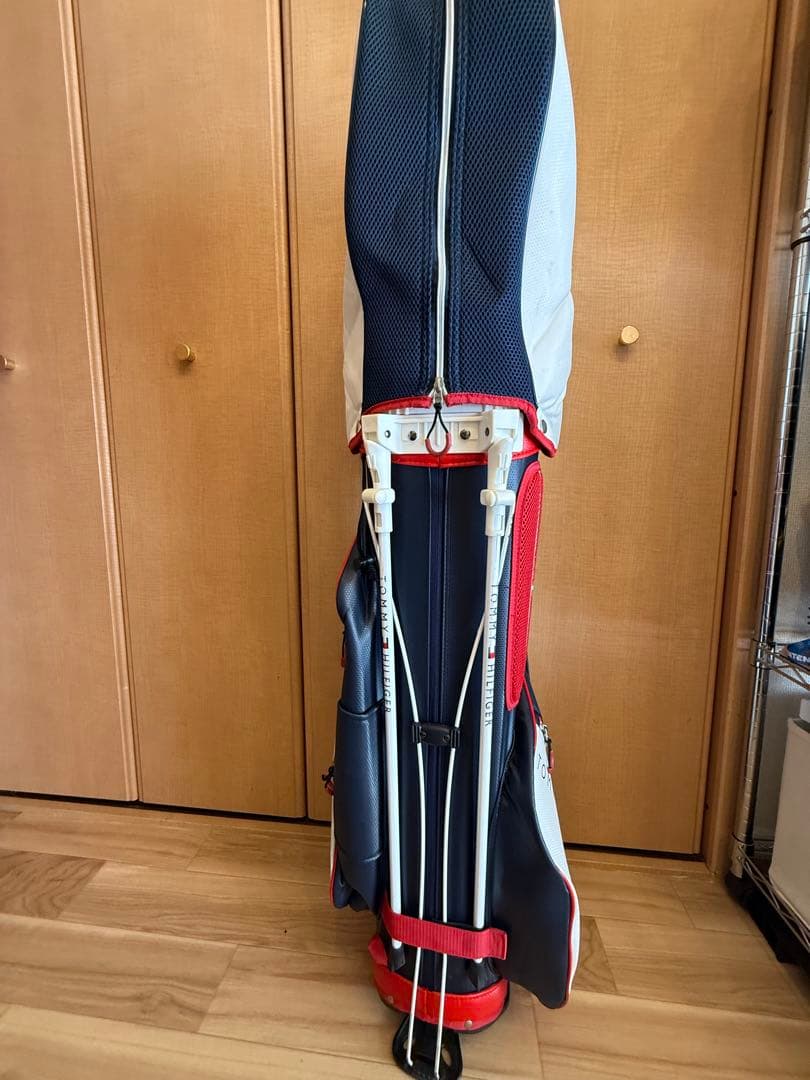 トミーヒルフィガー　  　スタンドバッグ　9インチ