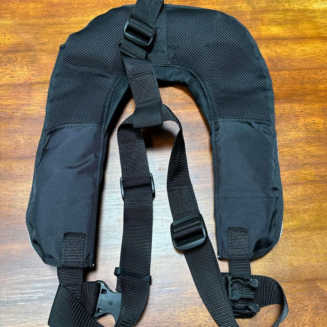 【値下げ】　パズデザイン　ライフジャケット