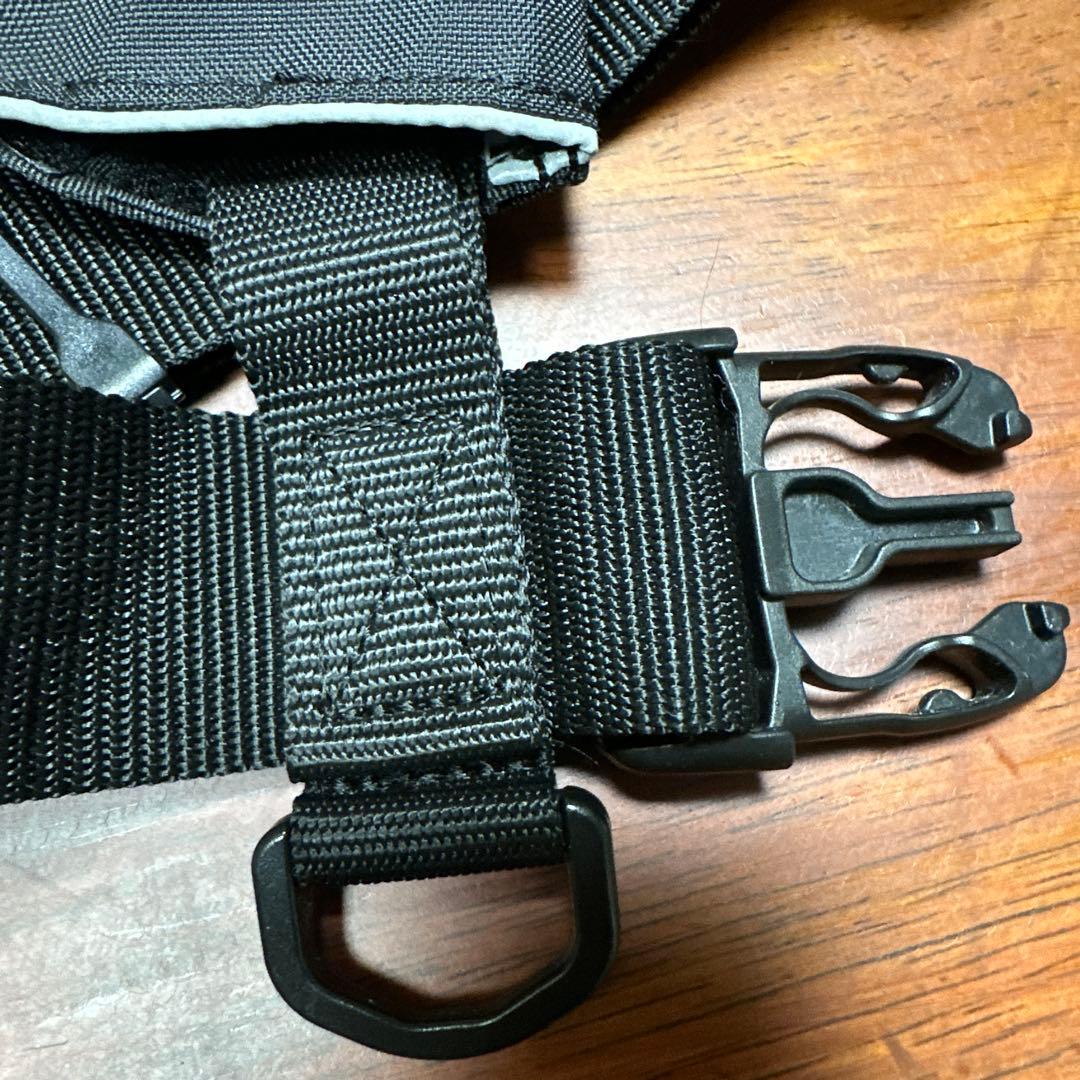 【値下げ】　パズデザイン　ライフジャケット