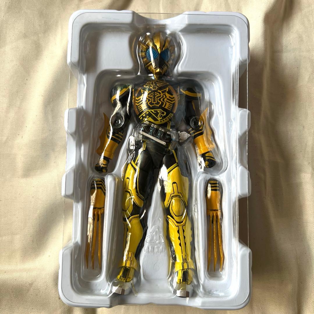 S.H.Figuarts 真骨彫製法 仮面ライダーオーズ ラトラーターコンボ